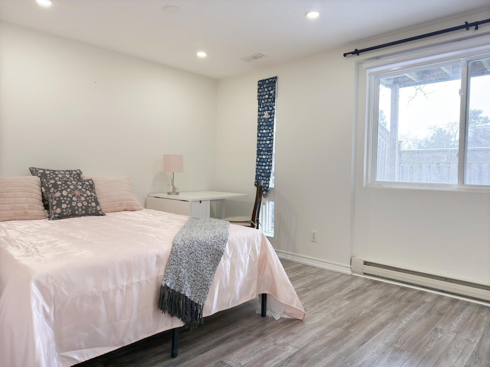 Cozy Room With Private Bath Near Don Mills Subway 多伦多 外观 照片